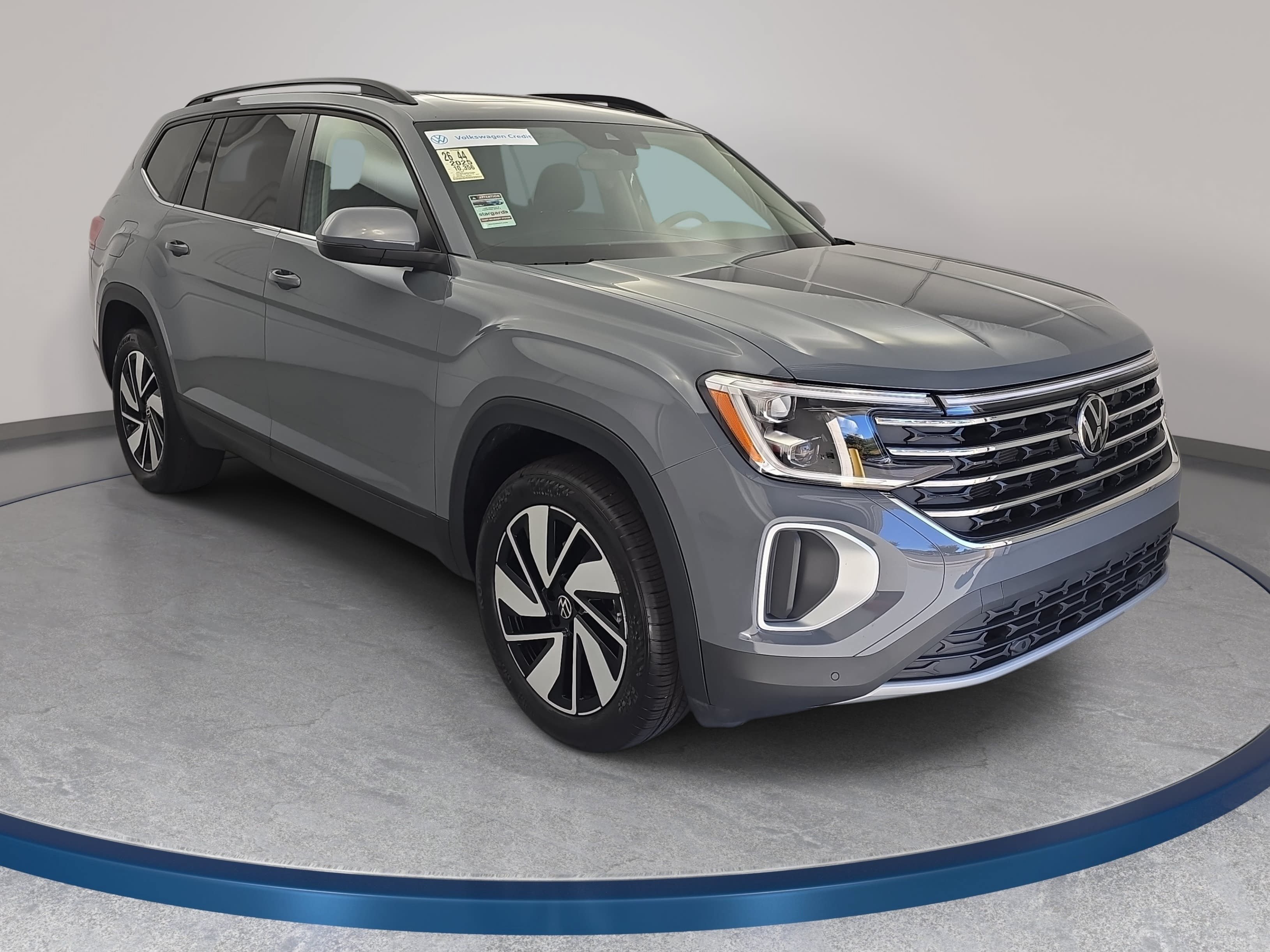 Used 2025 Volkswagen Atlas 2.0T SE w/Technology SUV