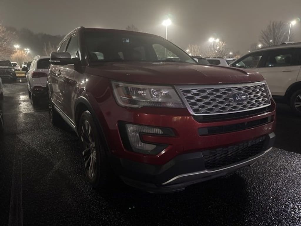 Used 2017 Ford Explorer Platinum SUV