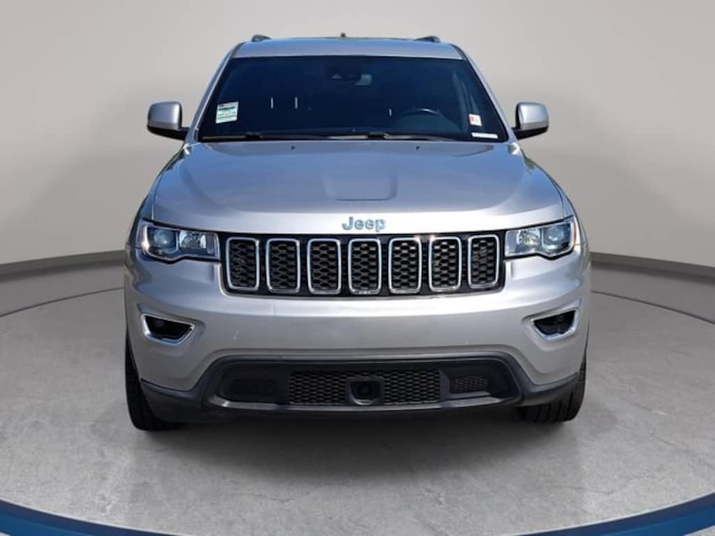 Used 2021 Jeep Grand Cherokee Laredo SUV