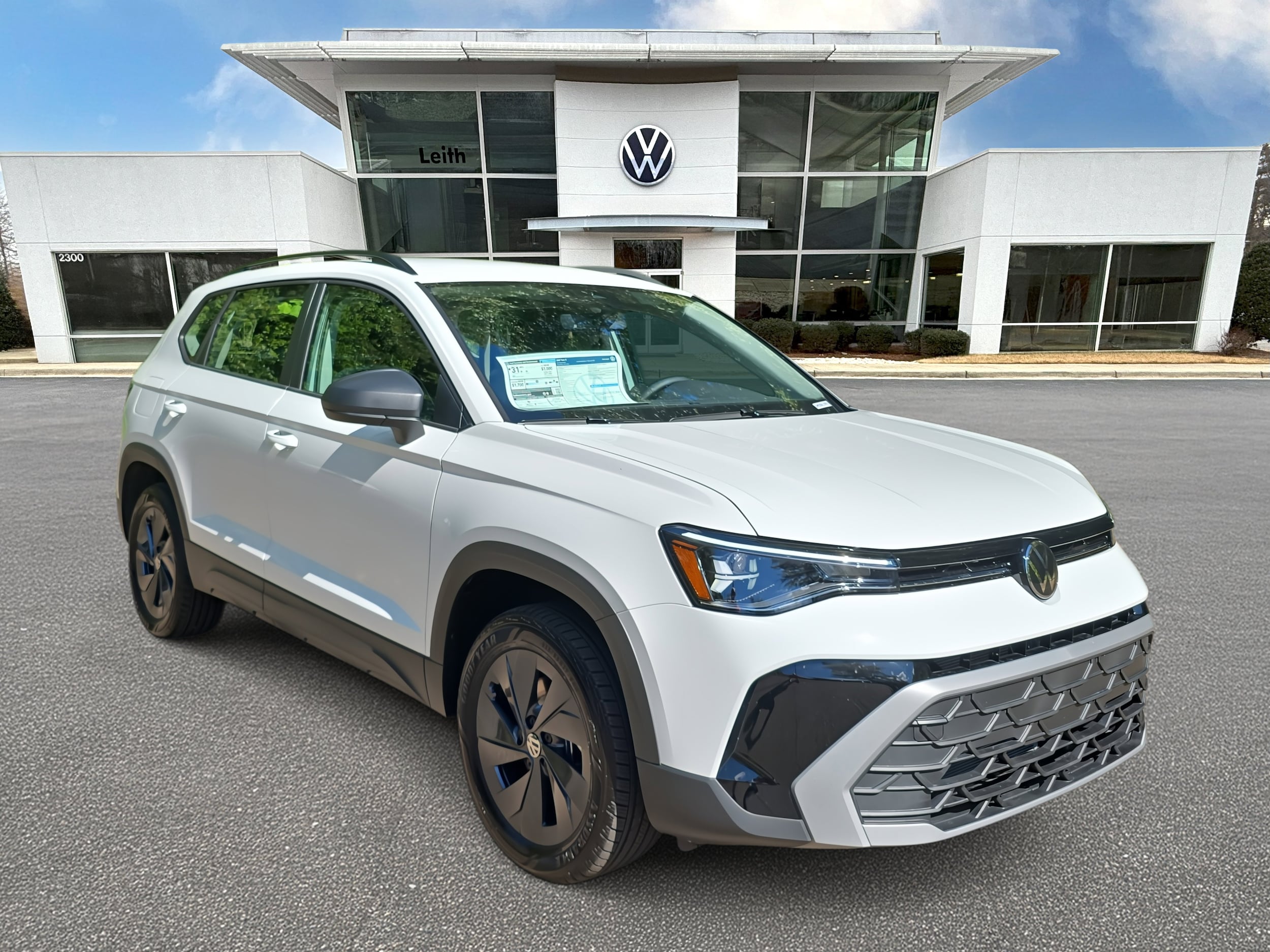 2025 Volkswagen Taos S's photo