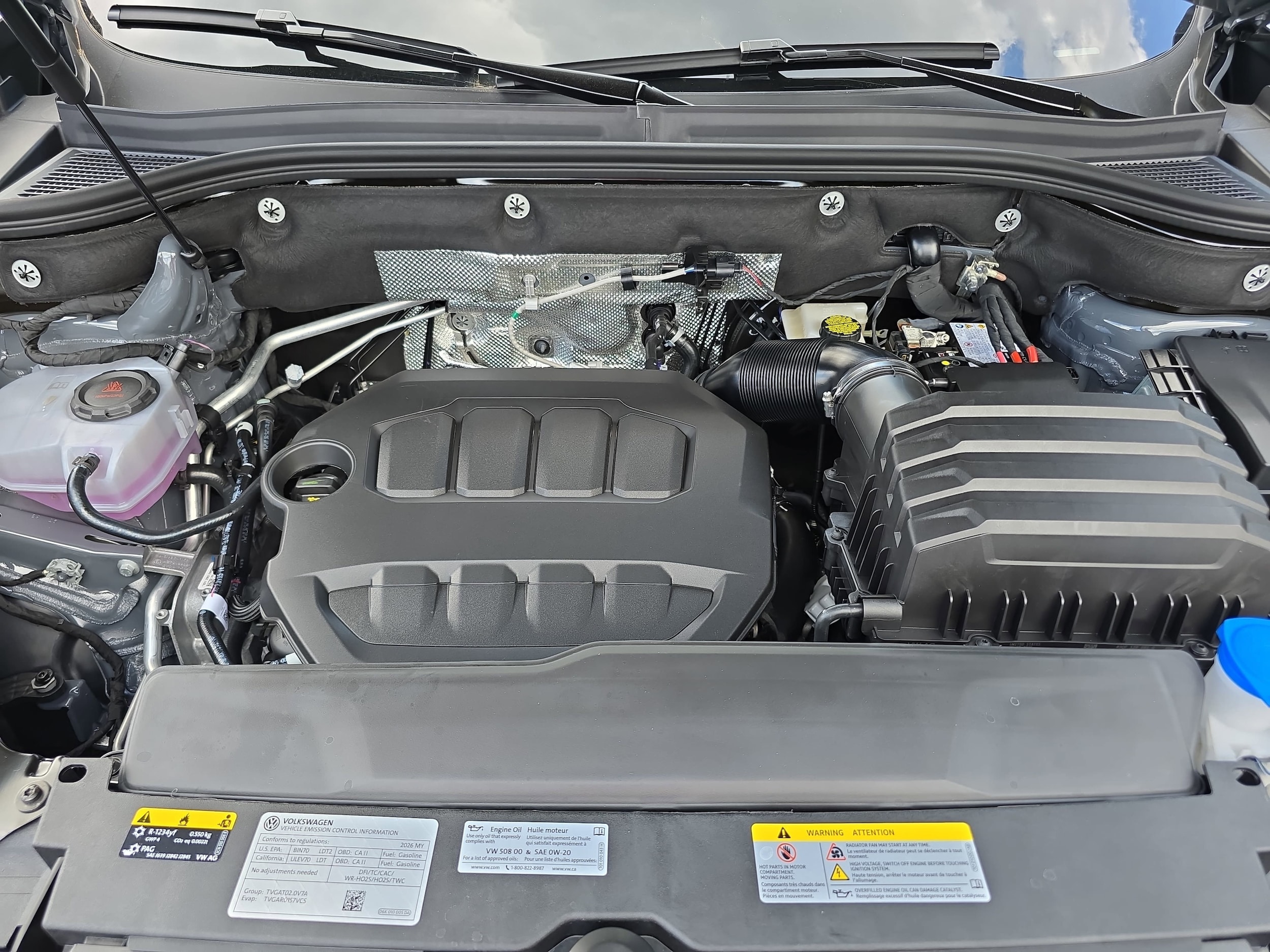 2026 Volkswagen Atlas Cross Sport SEL Premium R-LINE - Photo 32