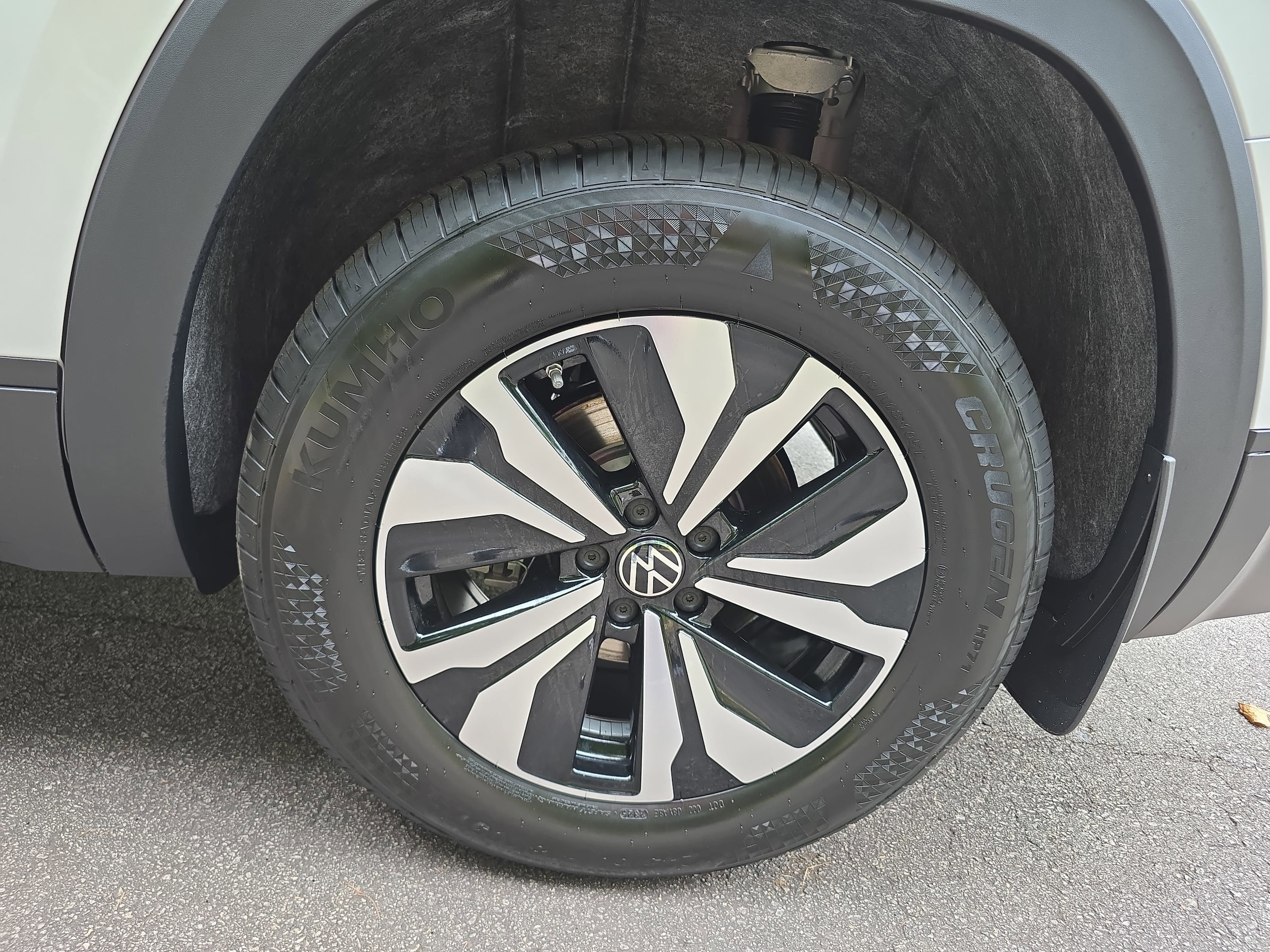 2026 Volkswagen Atlas SE - Photo 33