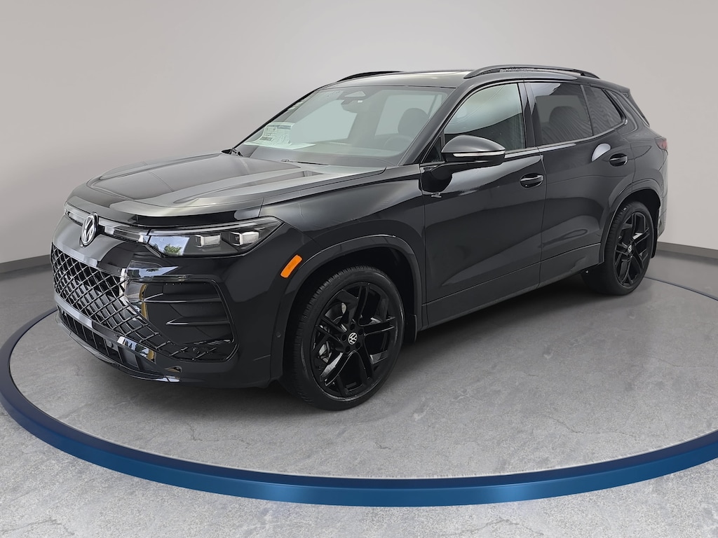 New 2026 Volkswagen Tiguan SE R-Line Black SUV