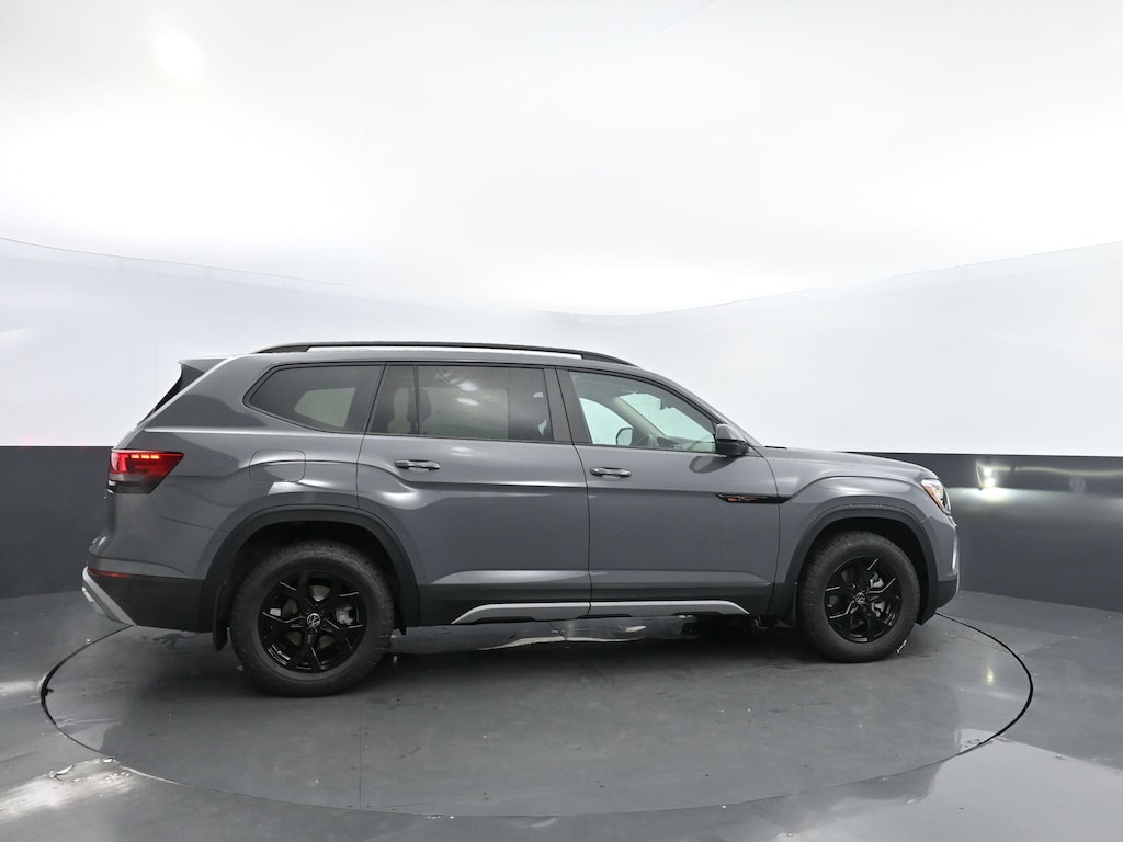 New 2025 Volkswagen Atlas 2.0T Peak Edition SUV