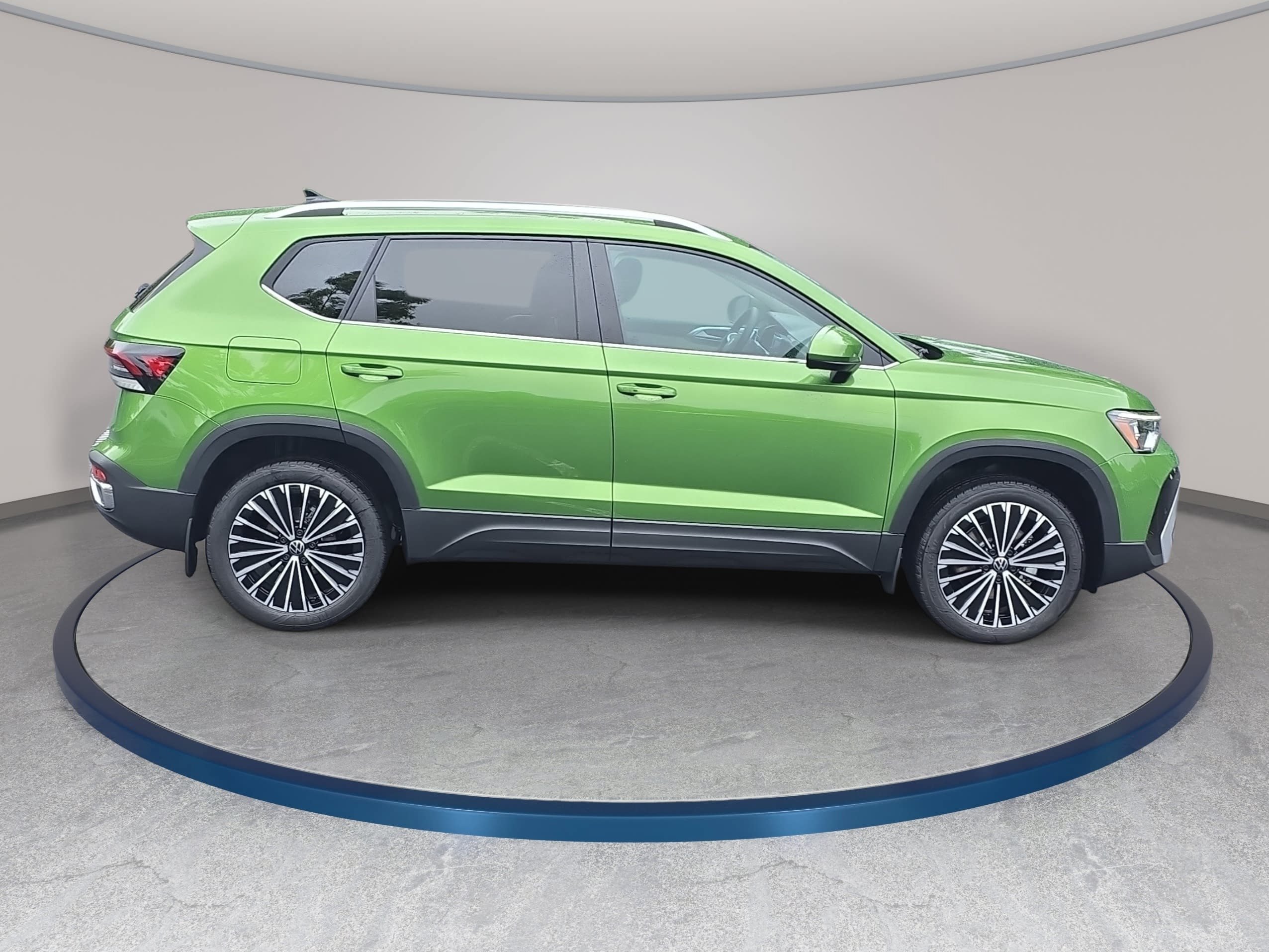New 2027 Volkswagen Taos 1.5T SE SUV