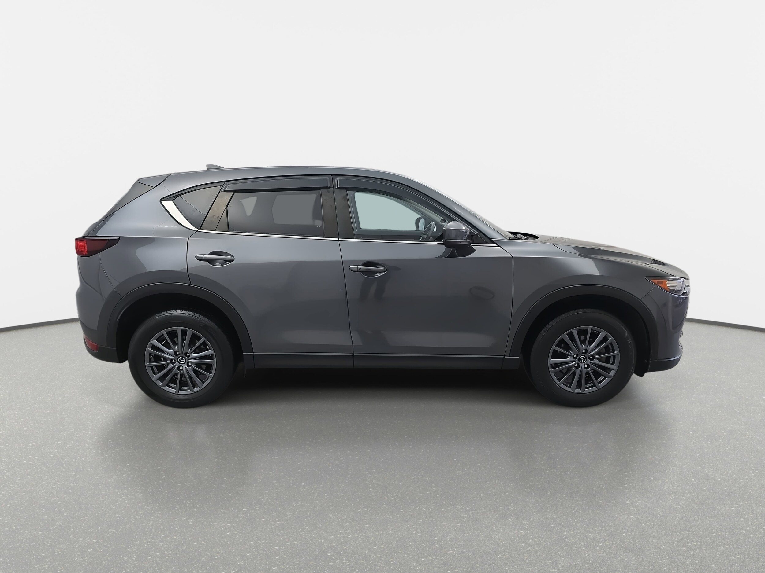 2019 Mazda CX-5 Touring photo 2