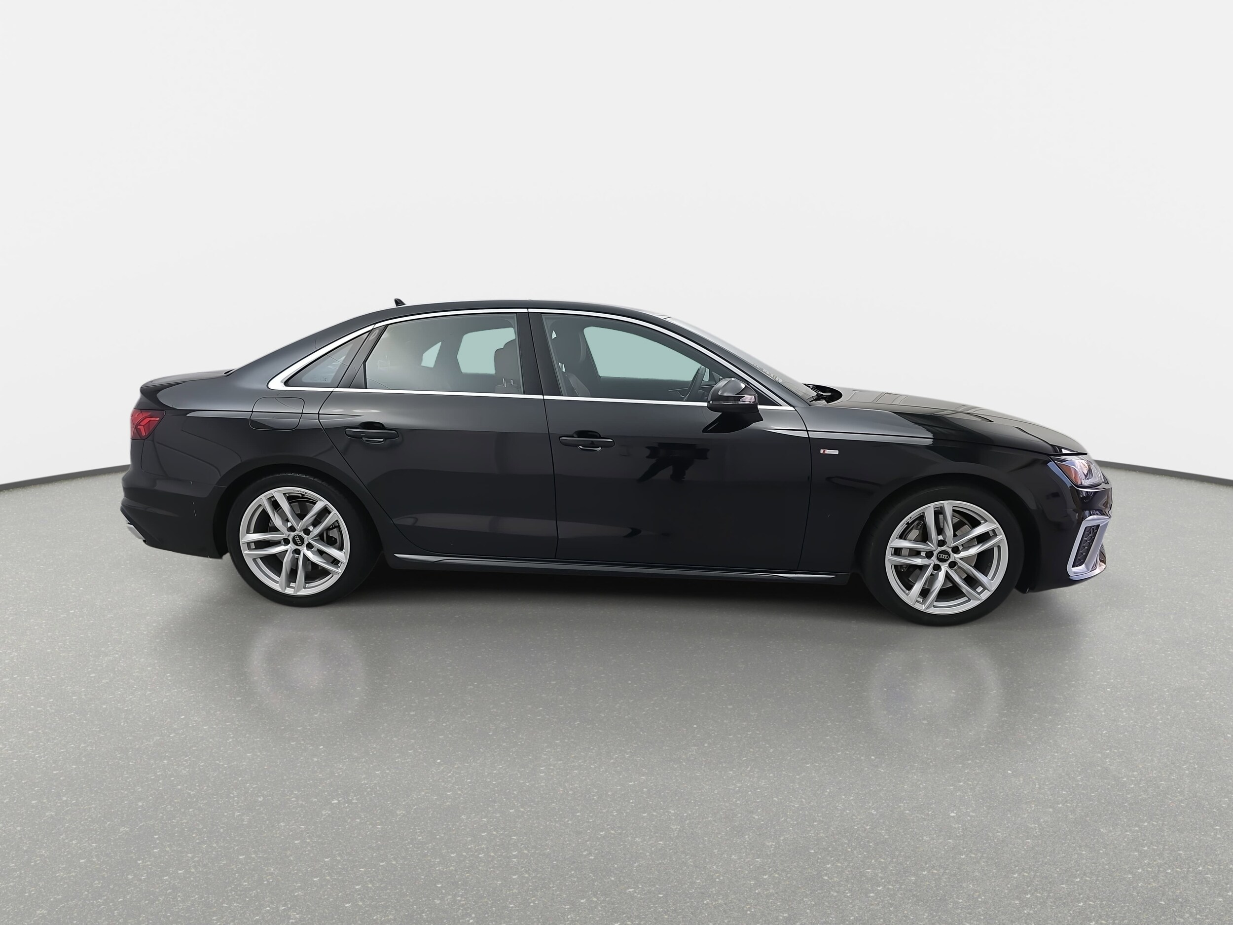 2024 Audi A4 45 S line Premium photo 2