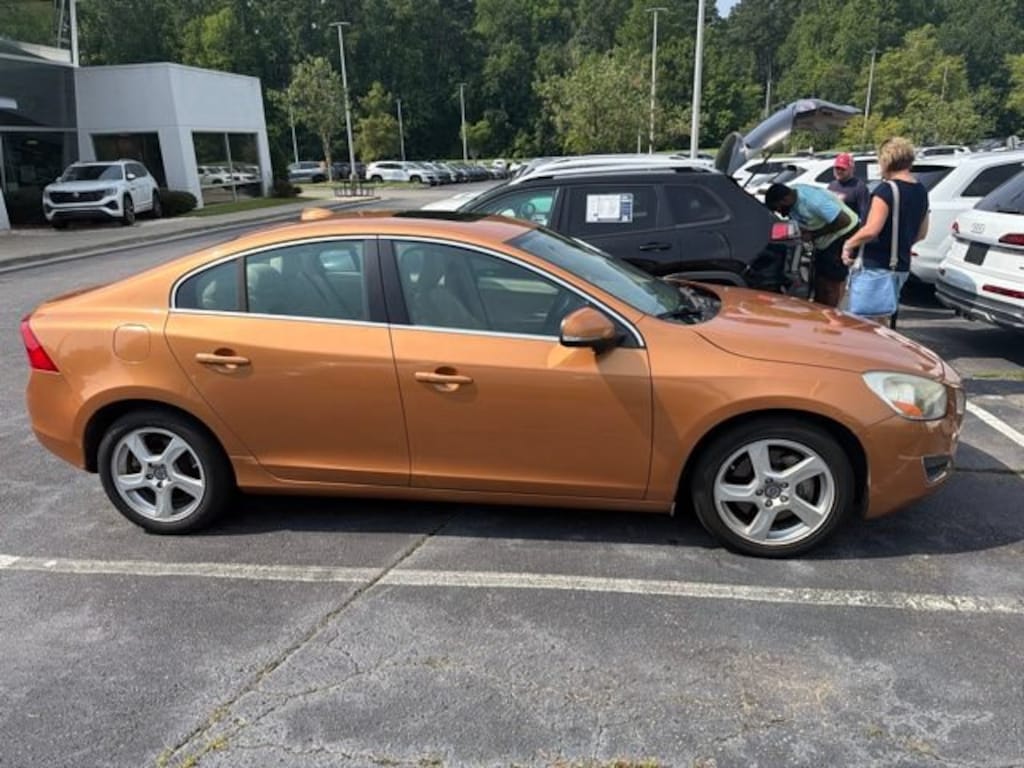 Used 2013 Volvo S60 T5 Sedan