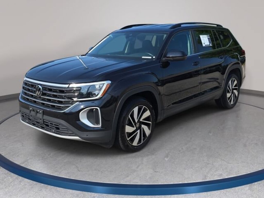 Used 2024 Volkswagen Atlas 2.0T SE w/Technology SUV