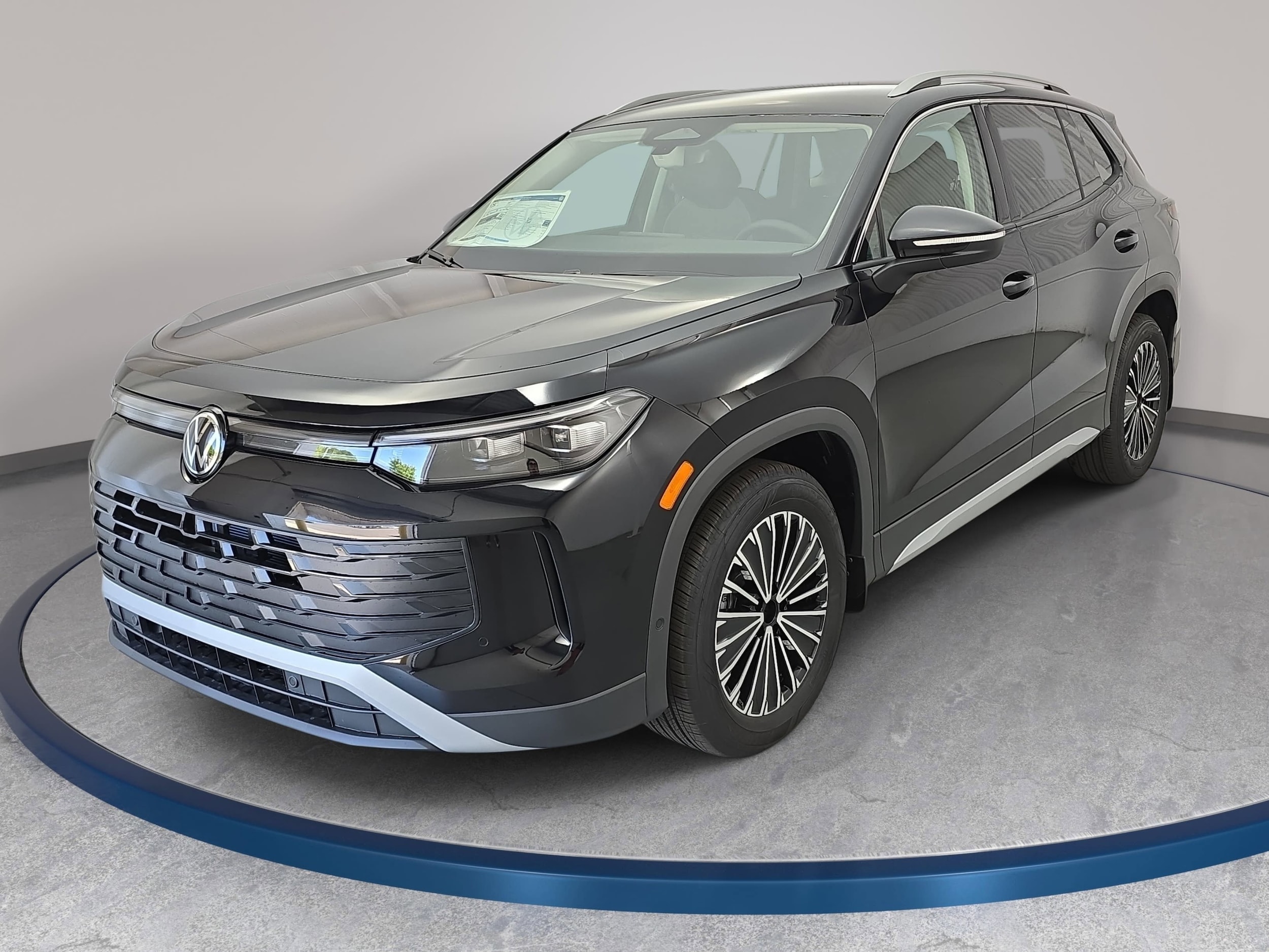 2026 Volkswagen Tiguan 2.0T S's photo