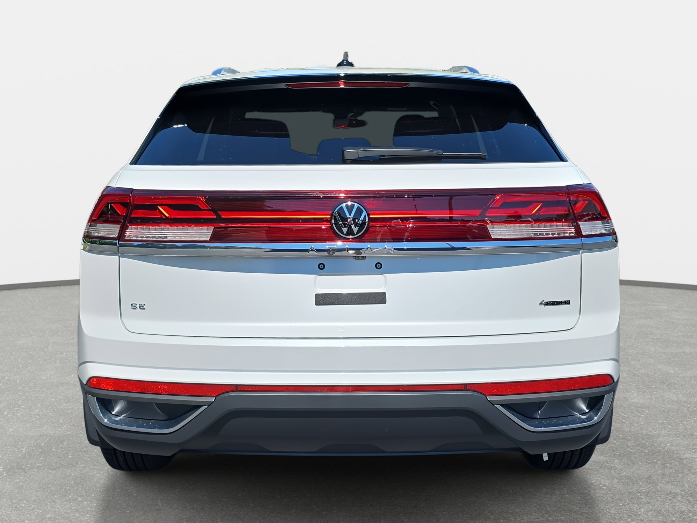 2026 Volkswagen Atlas Cross Sport SE photo 4