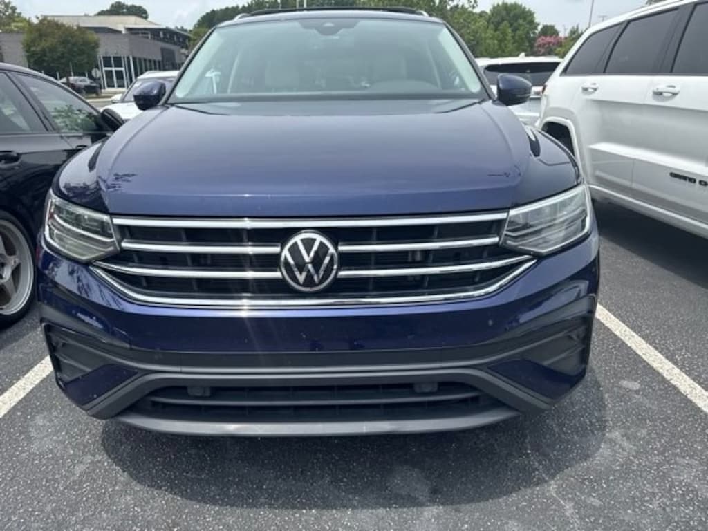 Used 2022 Volkswagen Tiguan 2.0T SE SUV
