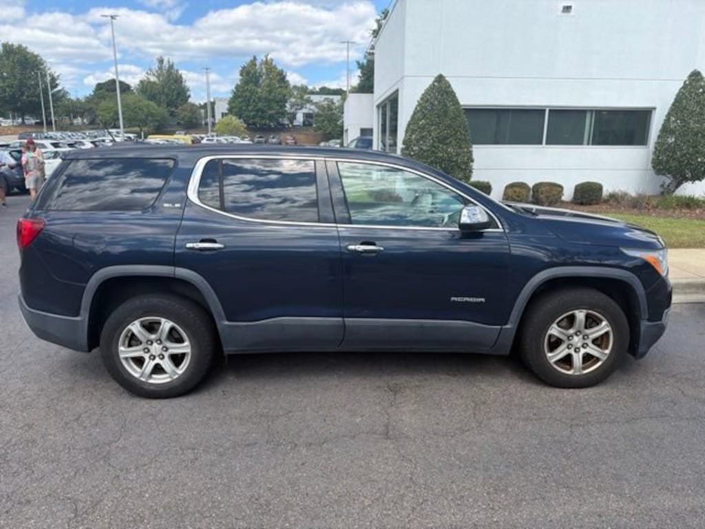 Used 2017 GMC Acadia SLE-1 SUV