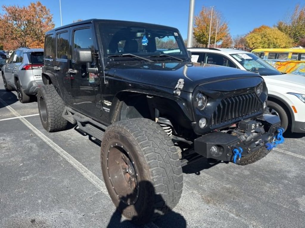 Used 2014 Jeep Wrangler Unlimited Sahara 4x4 SUV