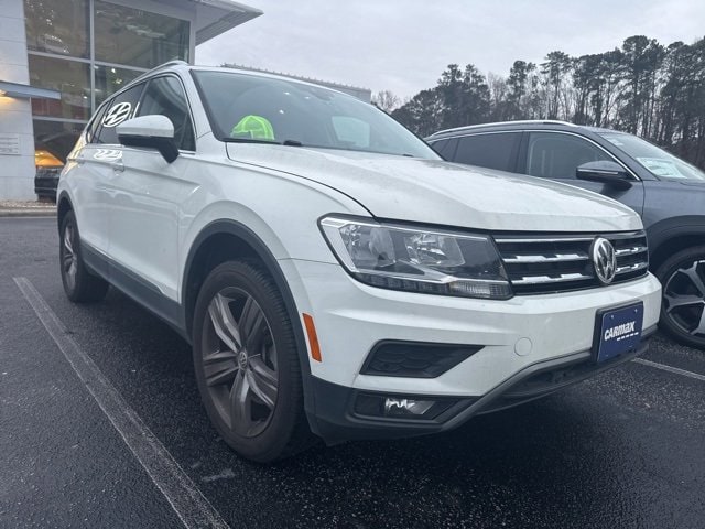 2020 Volkswagen Tiguan SEL's photo