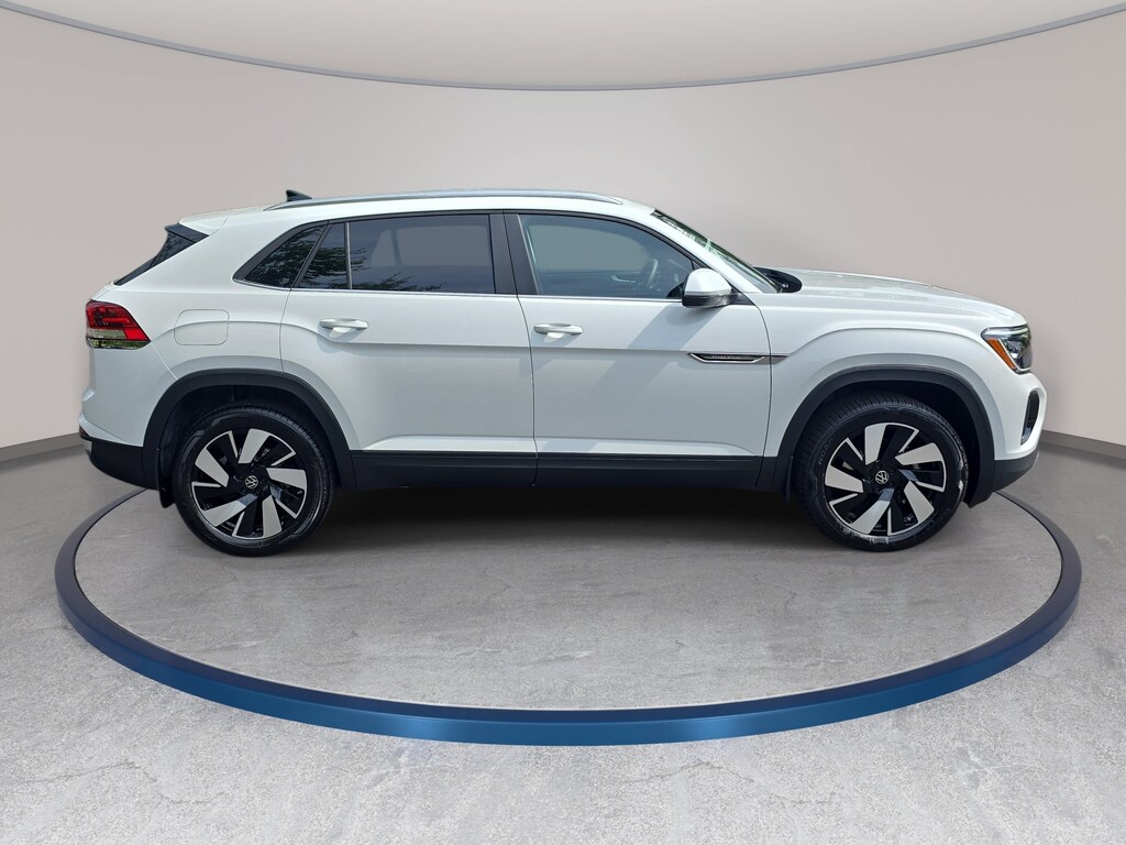 New 2026 Volkswagen Atlas Cross Sport SE w/Technology SUV