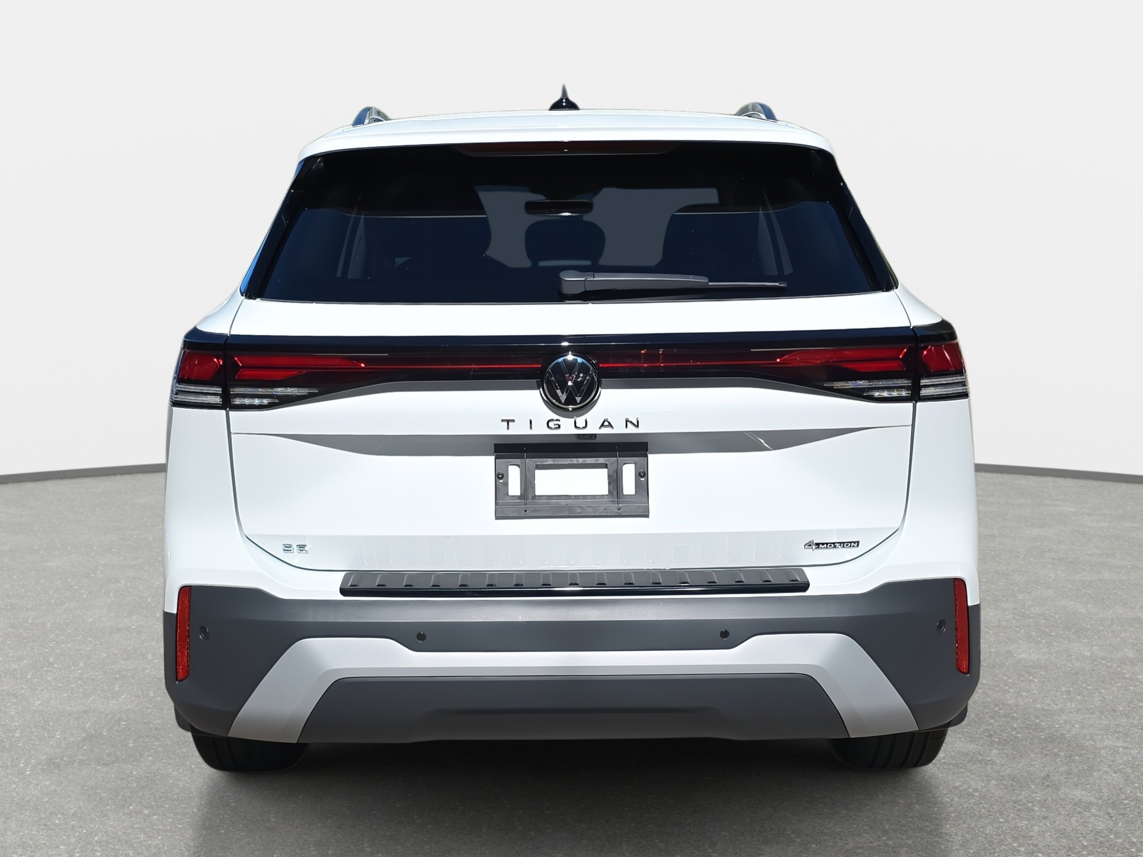 2025 Volkswagen Tiguan SE photo 4