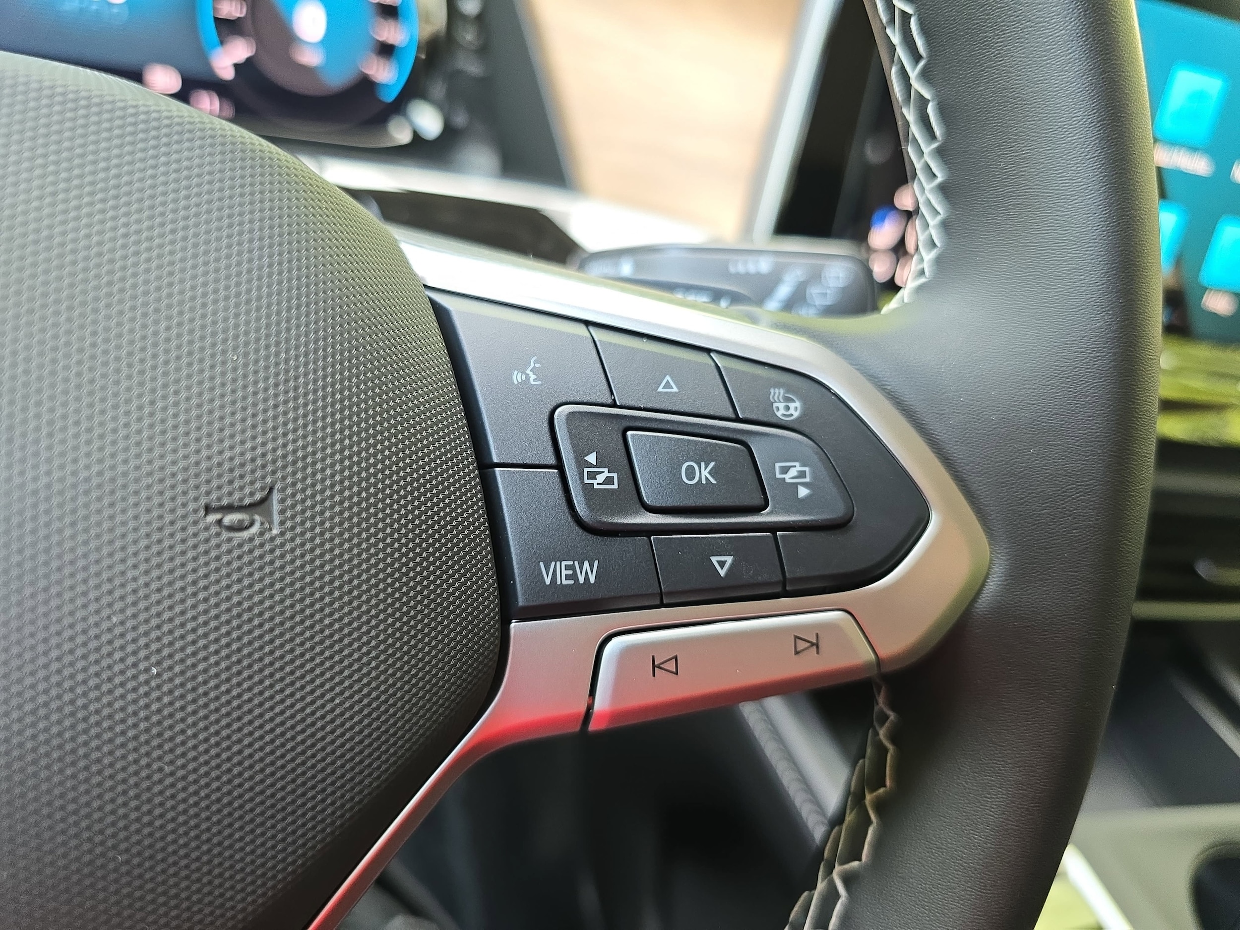 2026 Volkswagen Atlas SE - Photo 18