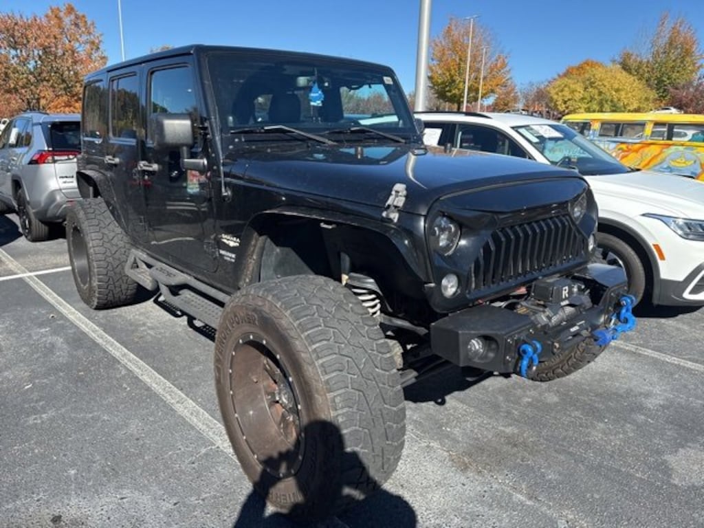 Used 2014 Jeep Wrangler Unlimited Sahara 4x4 SUV
