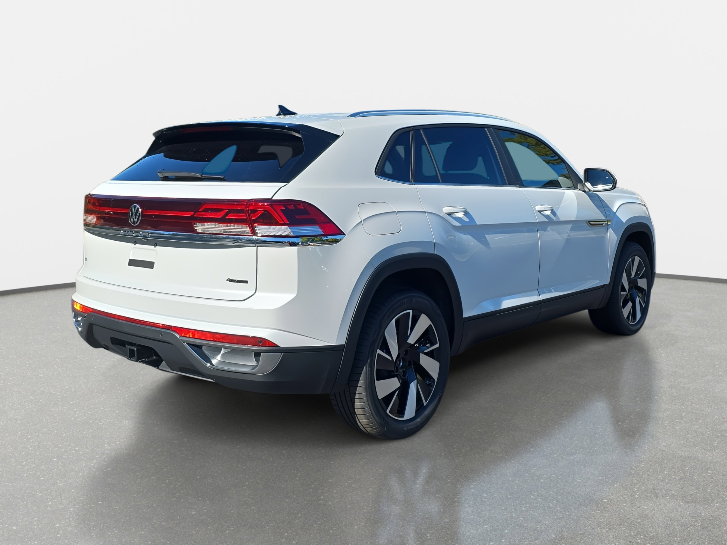 2026 Volkswagen Atlas Cross Sport SE Technology photo 3