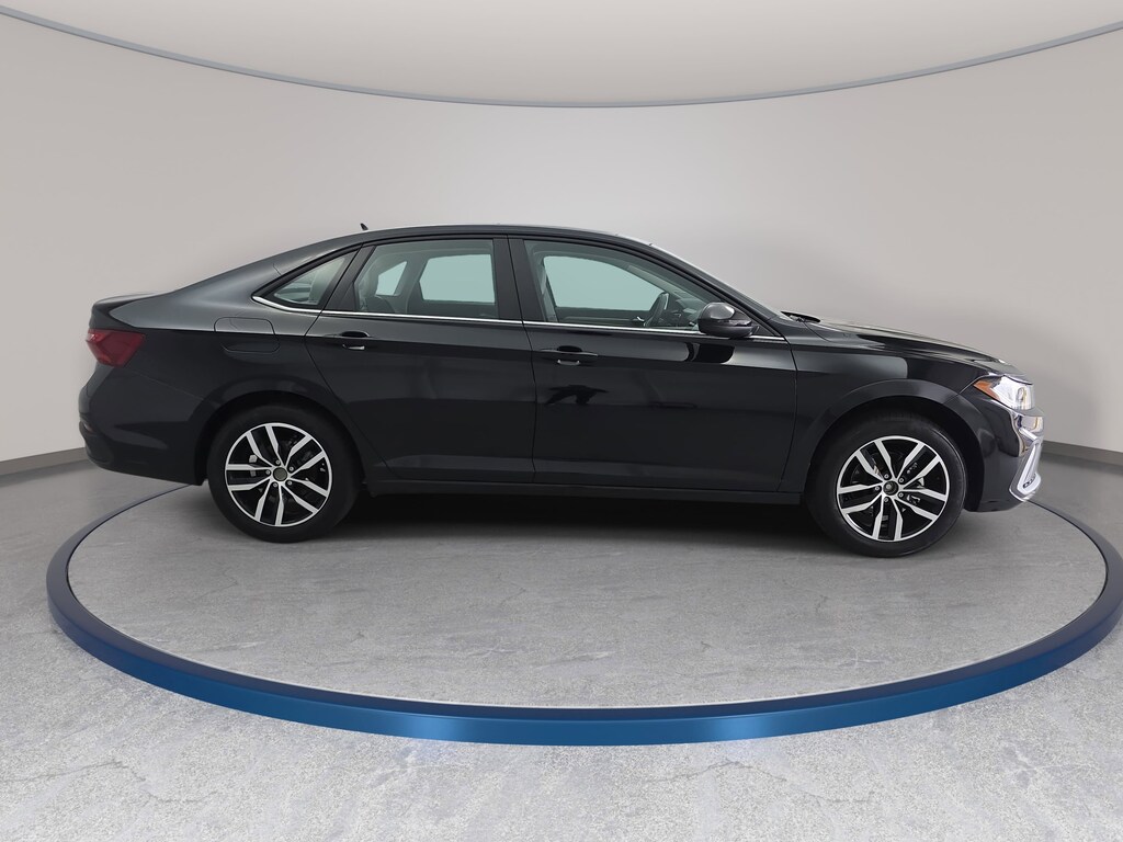 New 2026 Volkswagen Jetta 1.5T SE Sedan