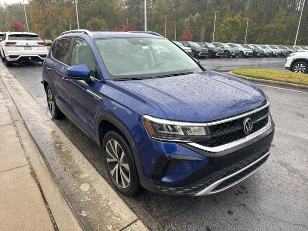 Used 2023 Volkswagen Taos 1.5T SE SUV