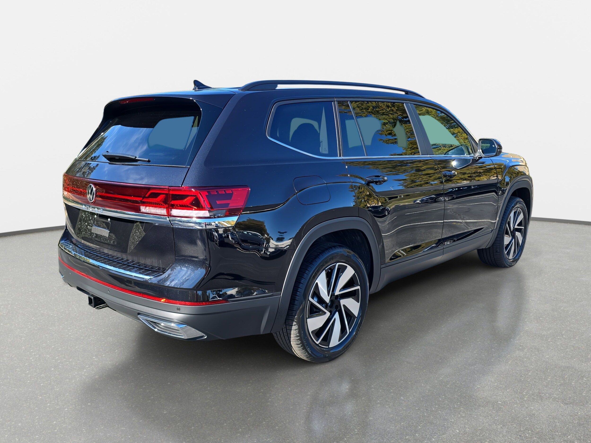 2026 Volkswagen Atlas SE Technology photo 3