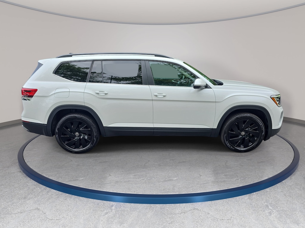 Used 2026 Volkswagen Atlas 2.0T SE w/Technology SUV