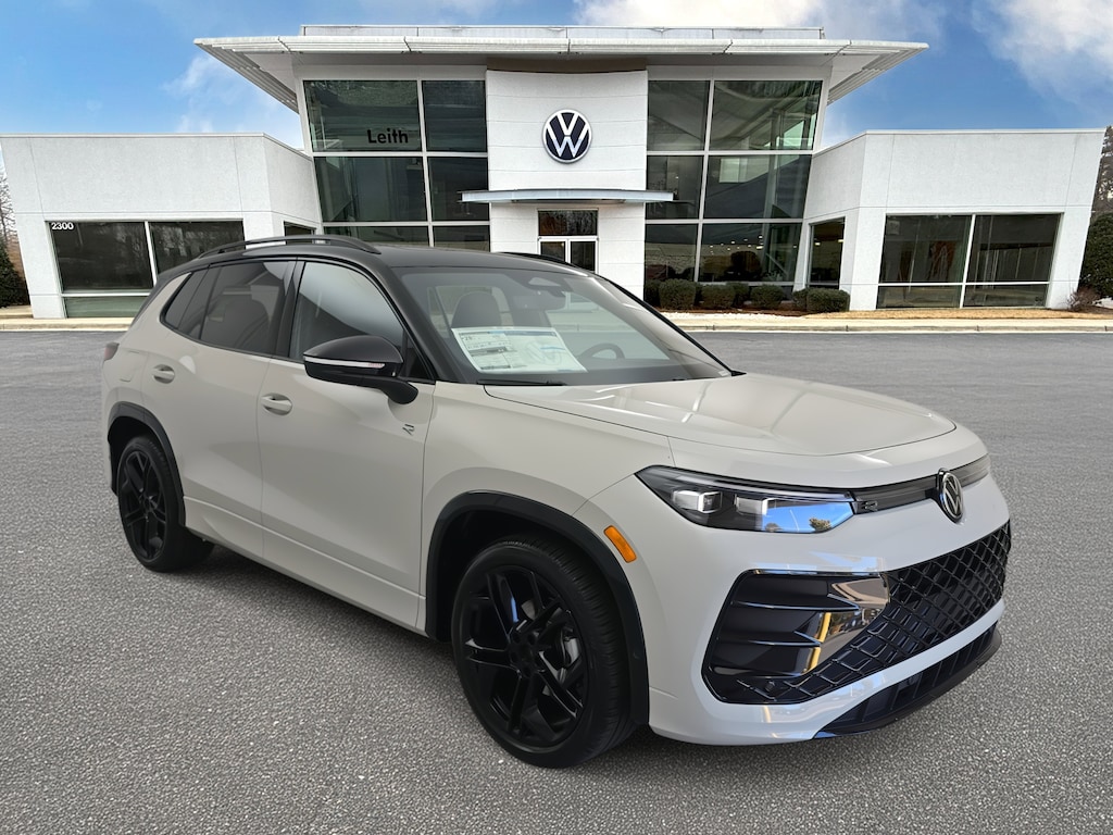 New 2026 Volkswagen Tiguan 2.0T SE SUV