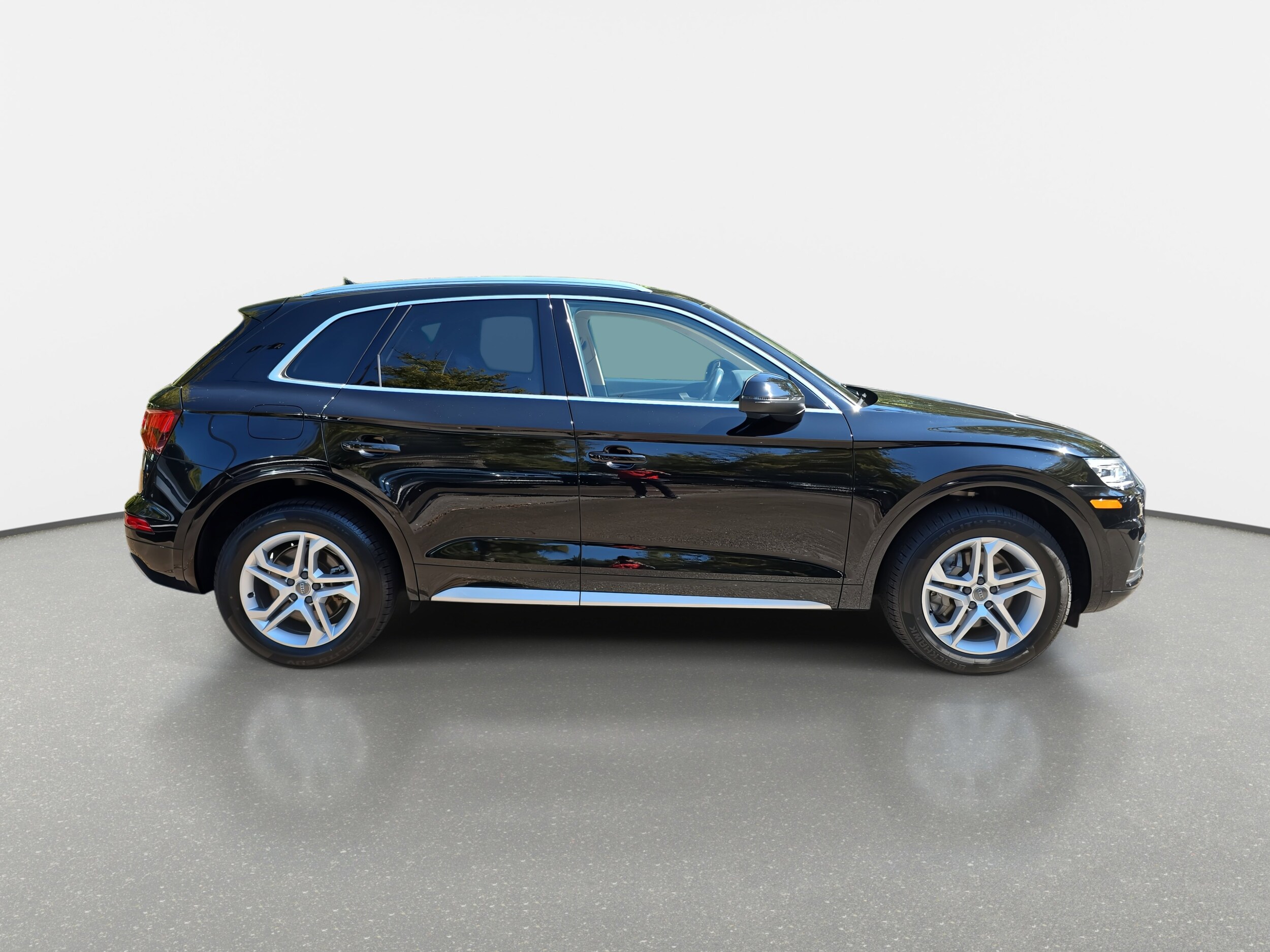 2019 Audi Q5 2.0T Premium photo 2