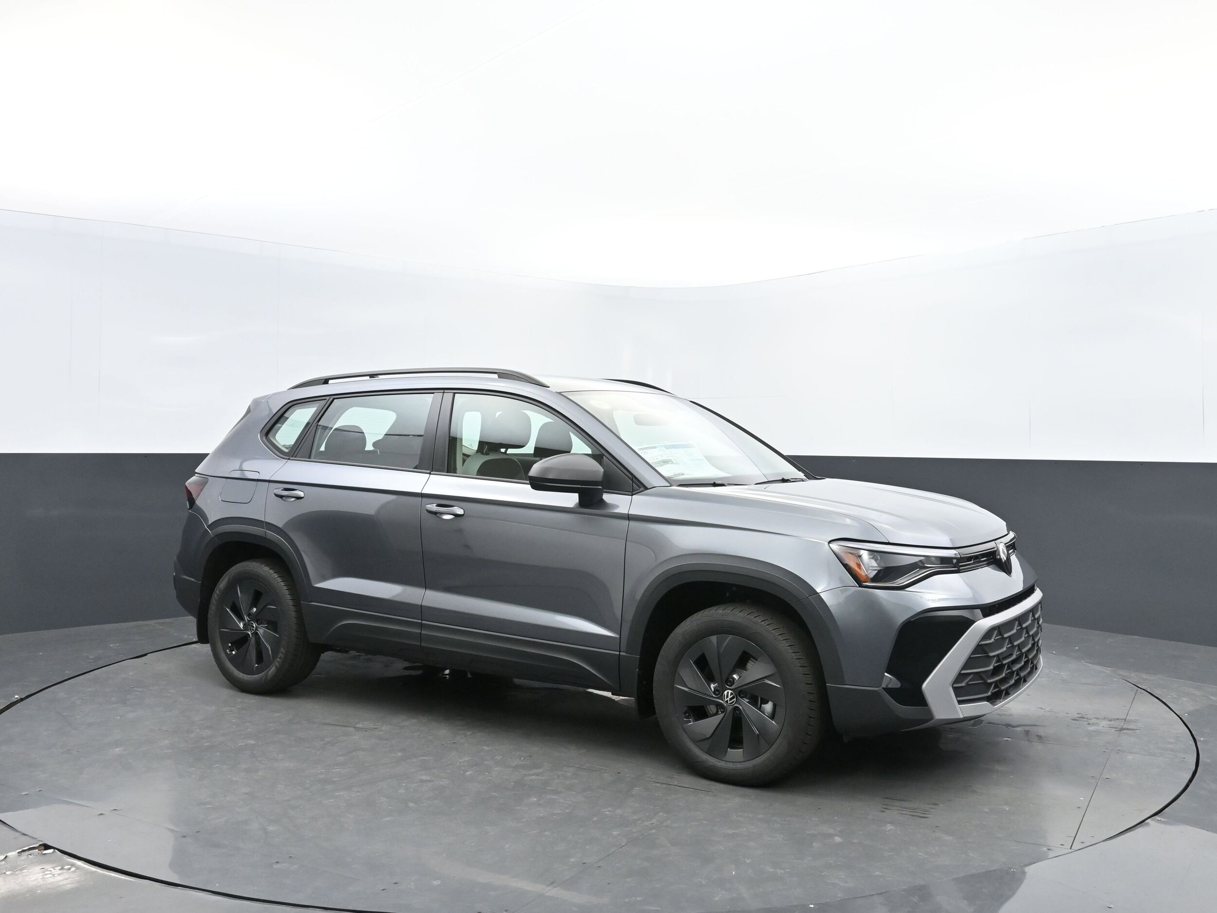 2025 Volkswagen Taos S photo 3