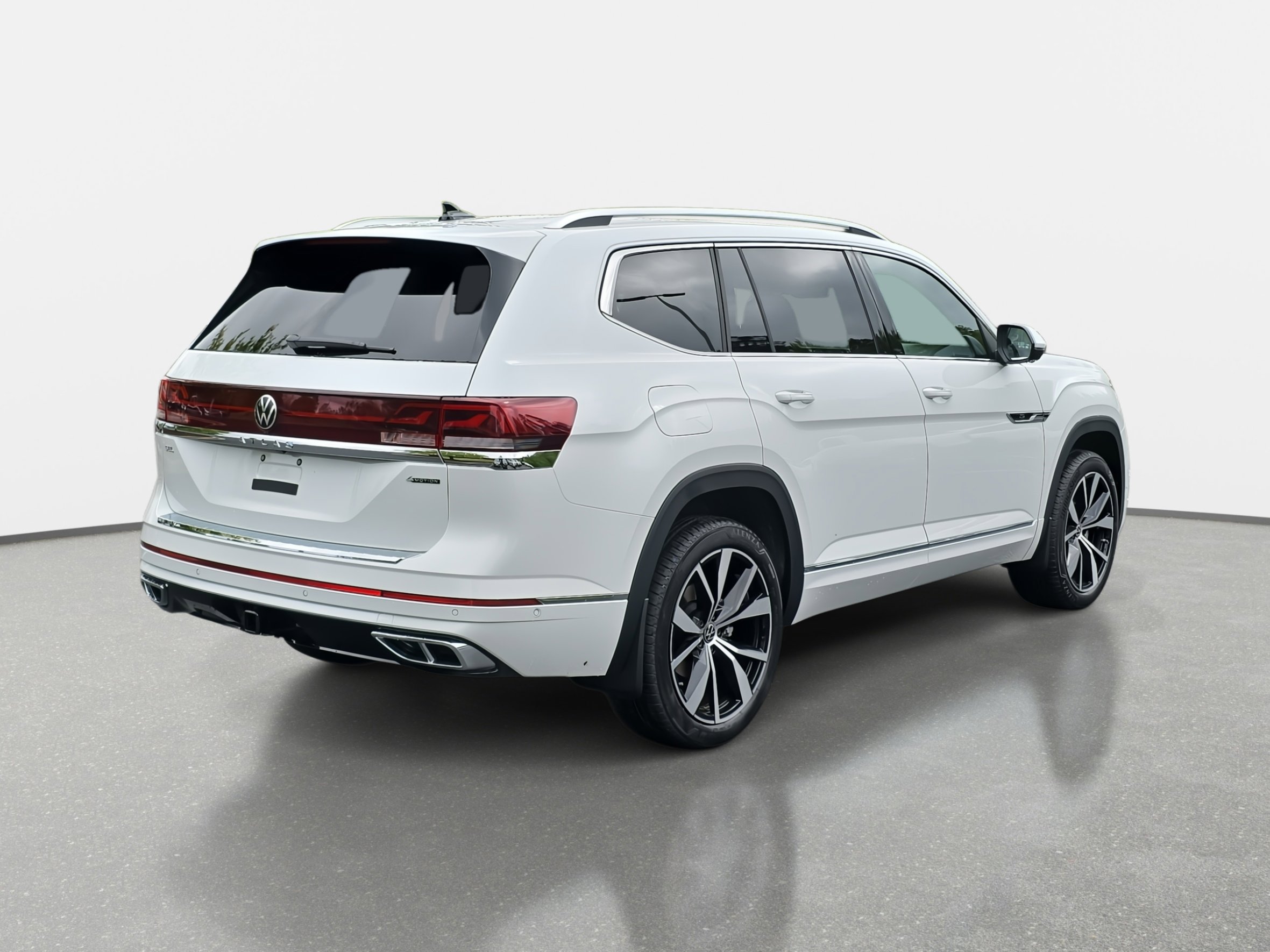 2025 Volkswagen Atlas SEL Premium R-Line photo 3