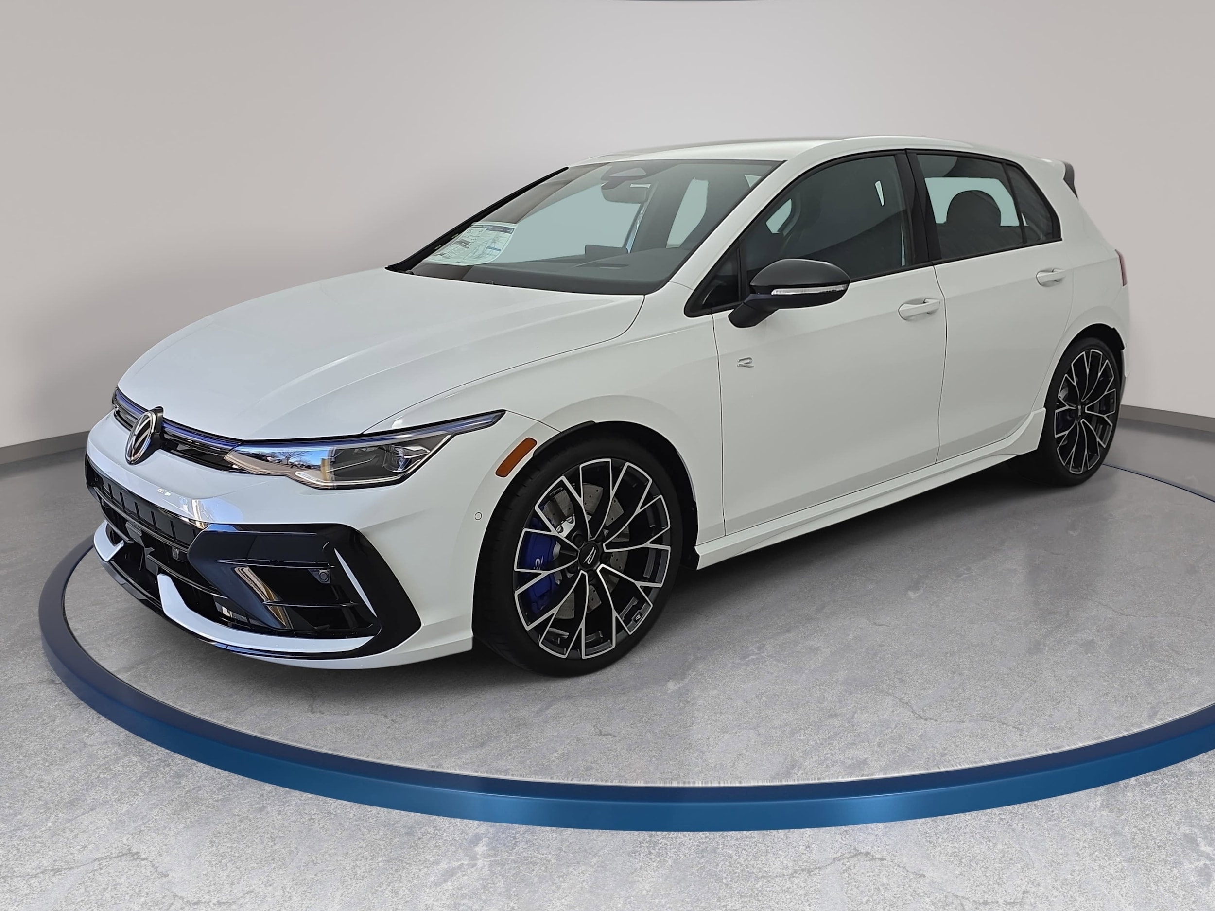 2026 Volkswagen Golf R 2.0T Hatchback Photo 1