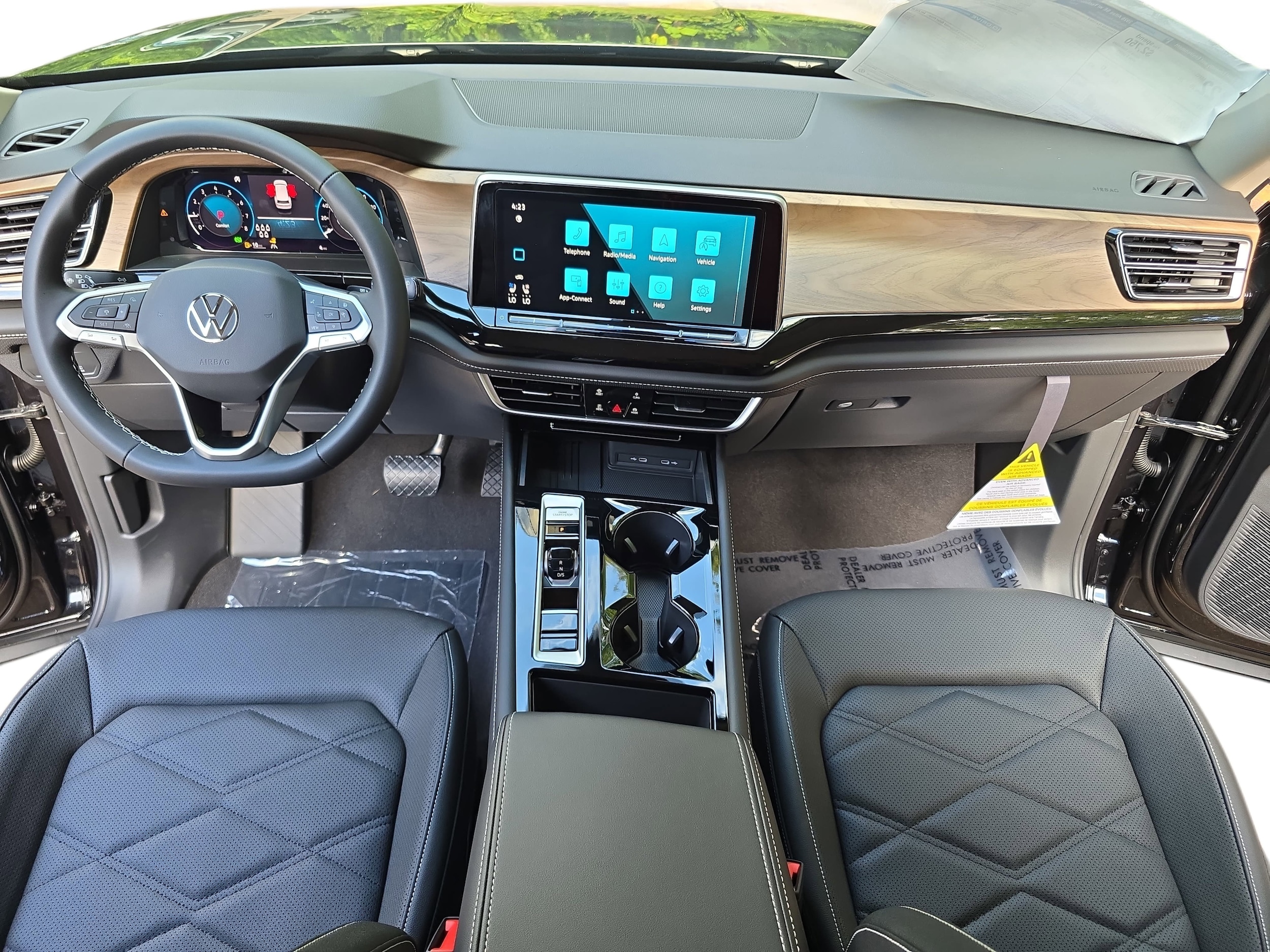 2026 Volkswagen Atlas SE w/Tech - Photo 9