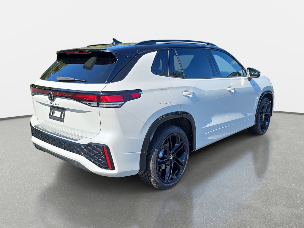 New 2025 Volkswagen Tiguan 2.0T SE R-Line Black SUV