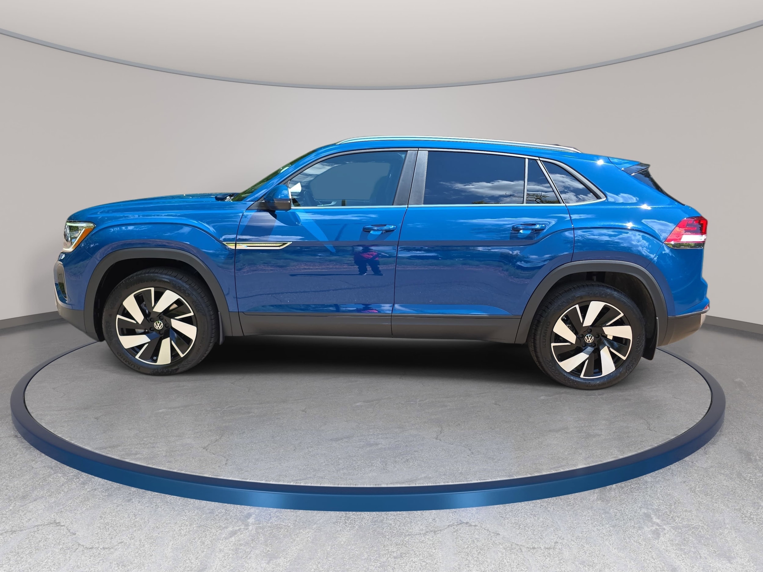 2026 Volkswagen Atlas Cross Sport SE w/Tech - Photo 8