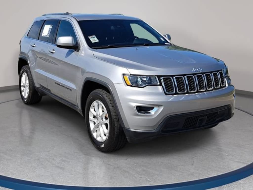 Used 2021 Jeep Grand Cherokee Laredo SUV