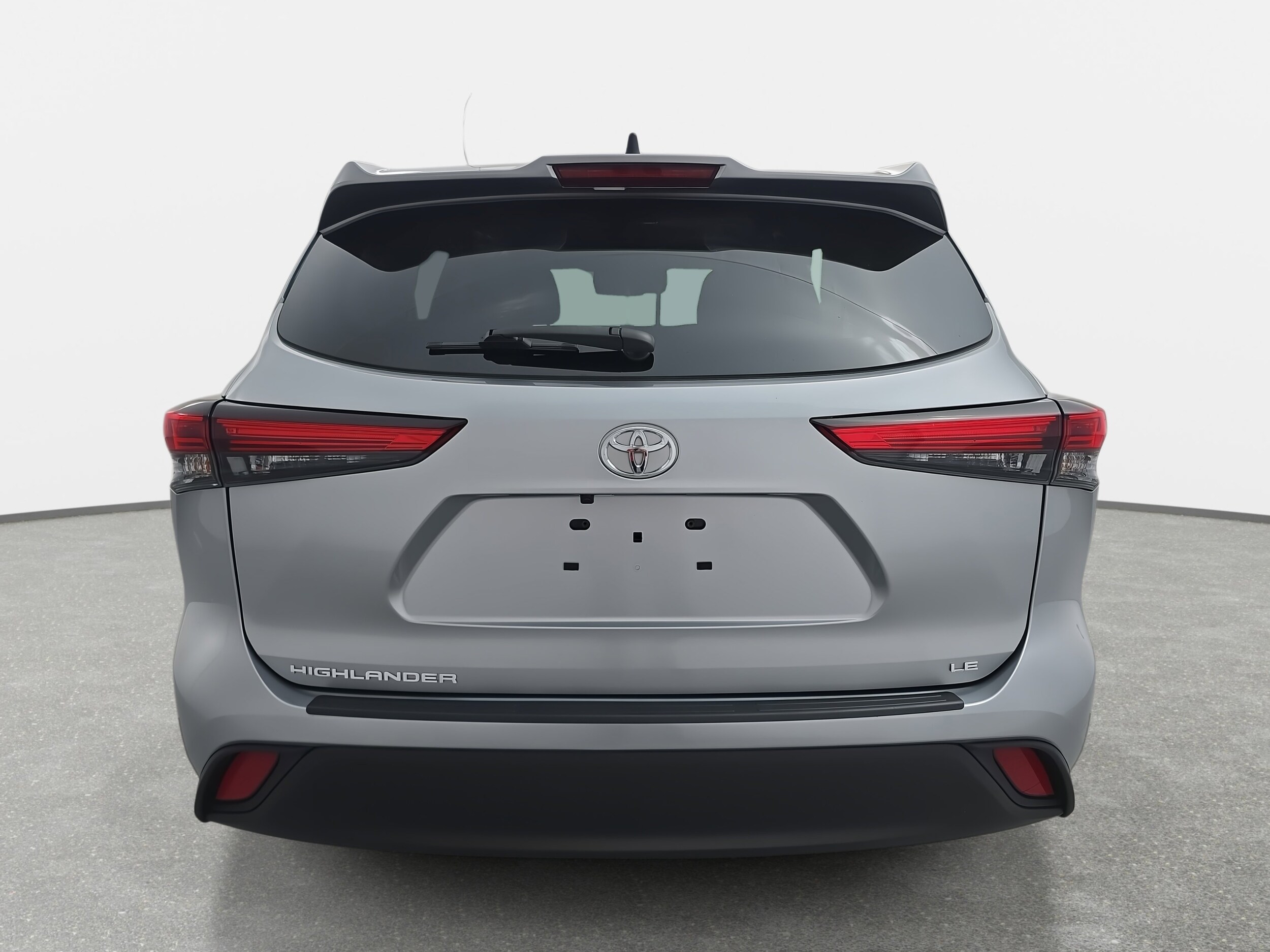 2023 Toyota Highlander L photo 4