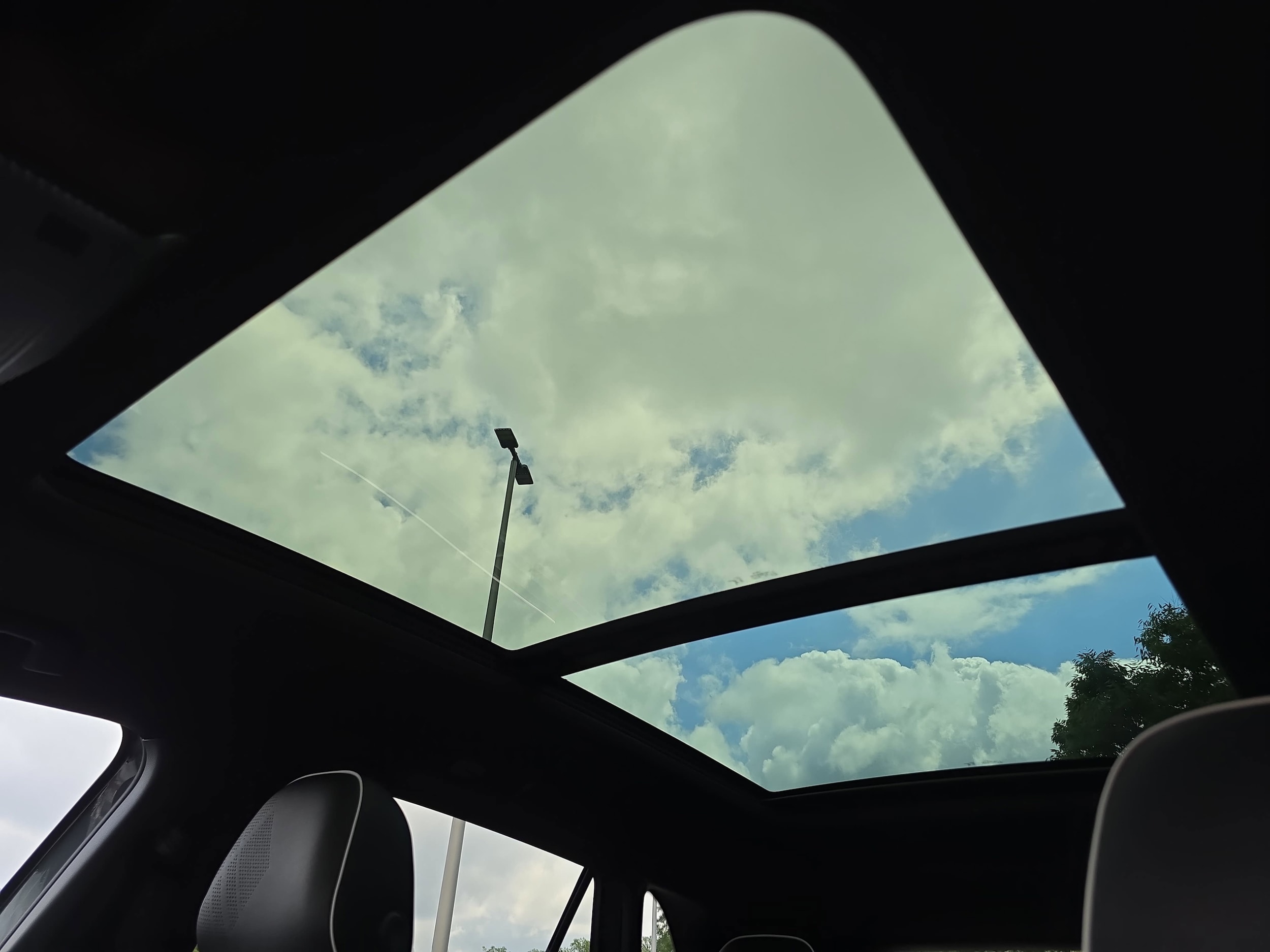 2026 Volkswagen Atlas Cross Sport SEL Premium R-LINE - Photo 31