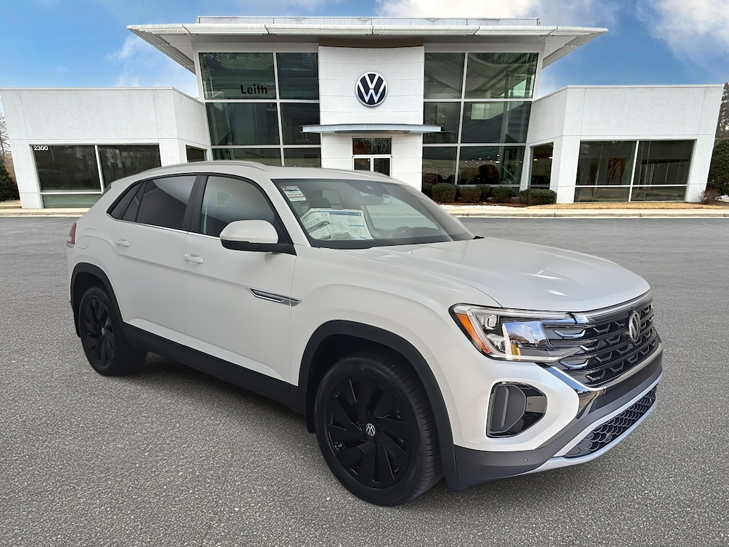 New 2026 Volkswagen Atlas Cross Sport 2.0T SE w/Technology SUV