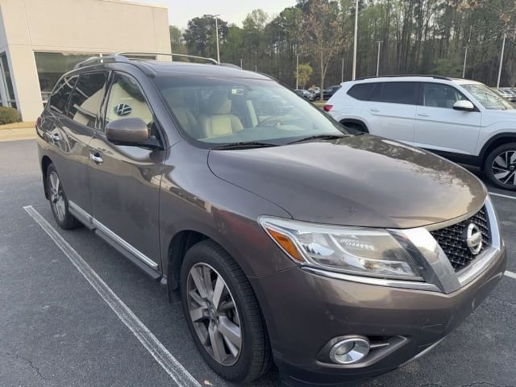Used 2015 Nissan Pathfinder Platinum SUV