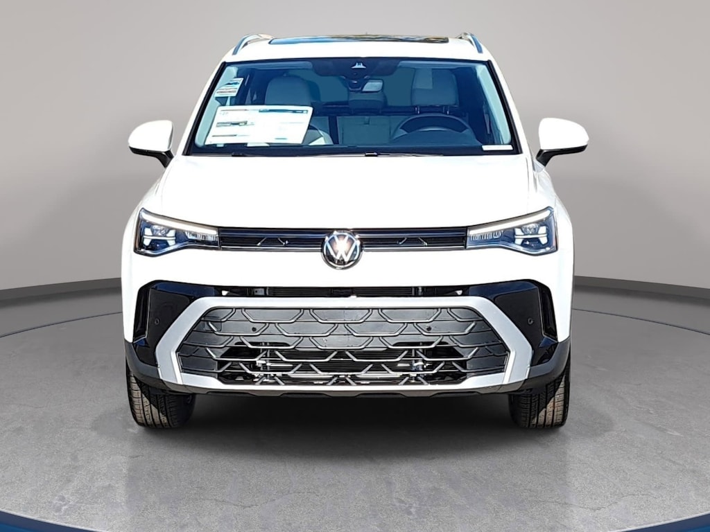 New 2026 Volkswagen Taos 1.5T SE SUV