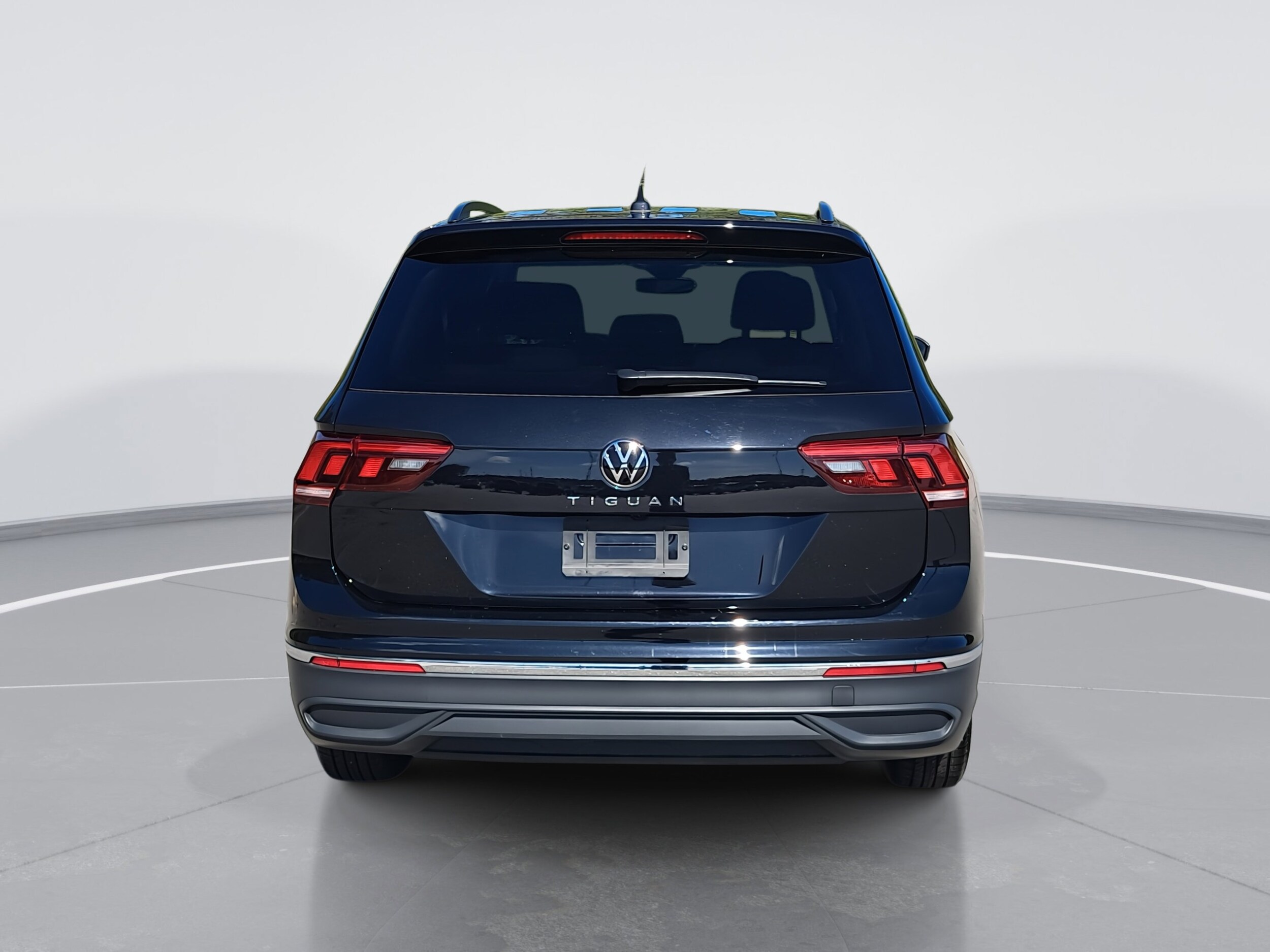 2024 Volkswagen Tiguan S photo 4