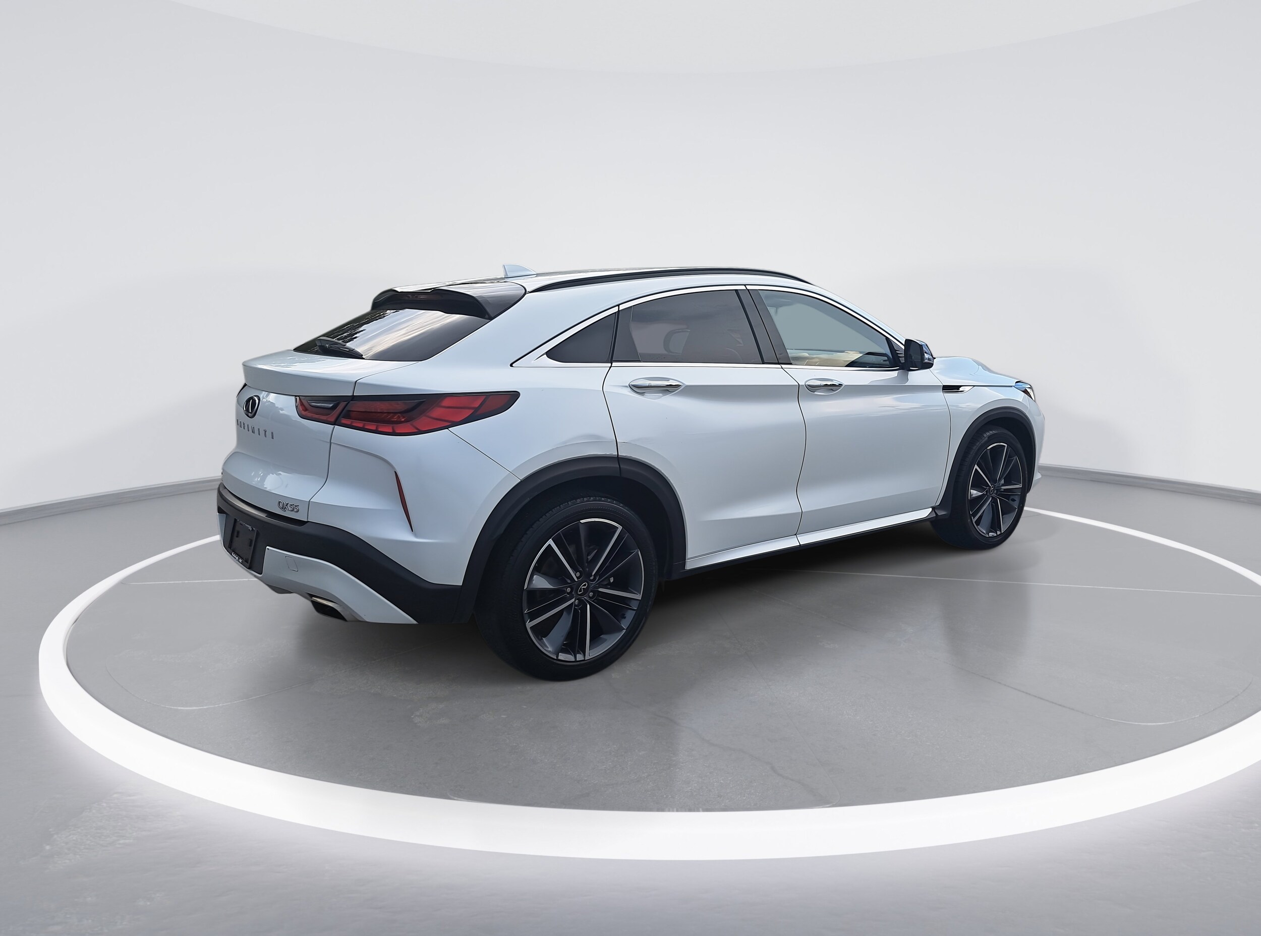 2024 Infiniti QX55 Luxe photo 3