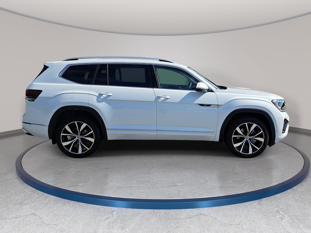 New 2026 Volkswagen Atlas 2.0T SEL Premium R-Line SUV