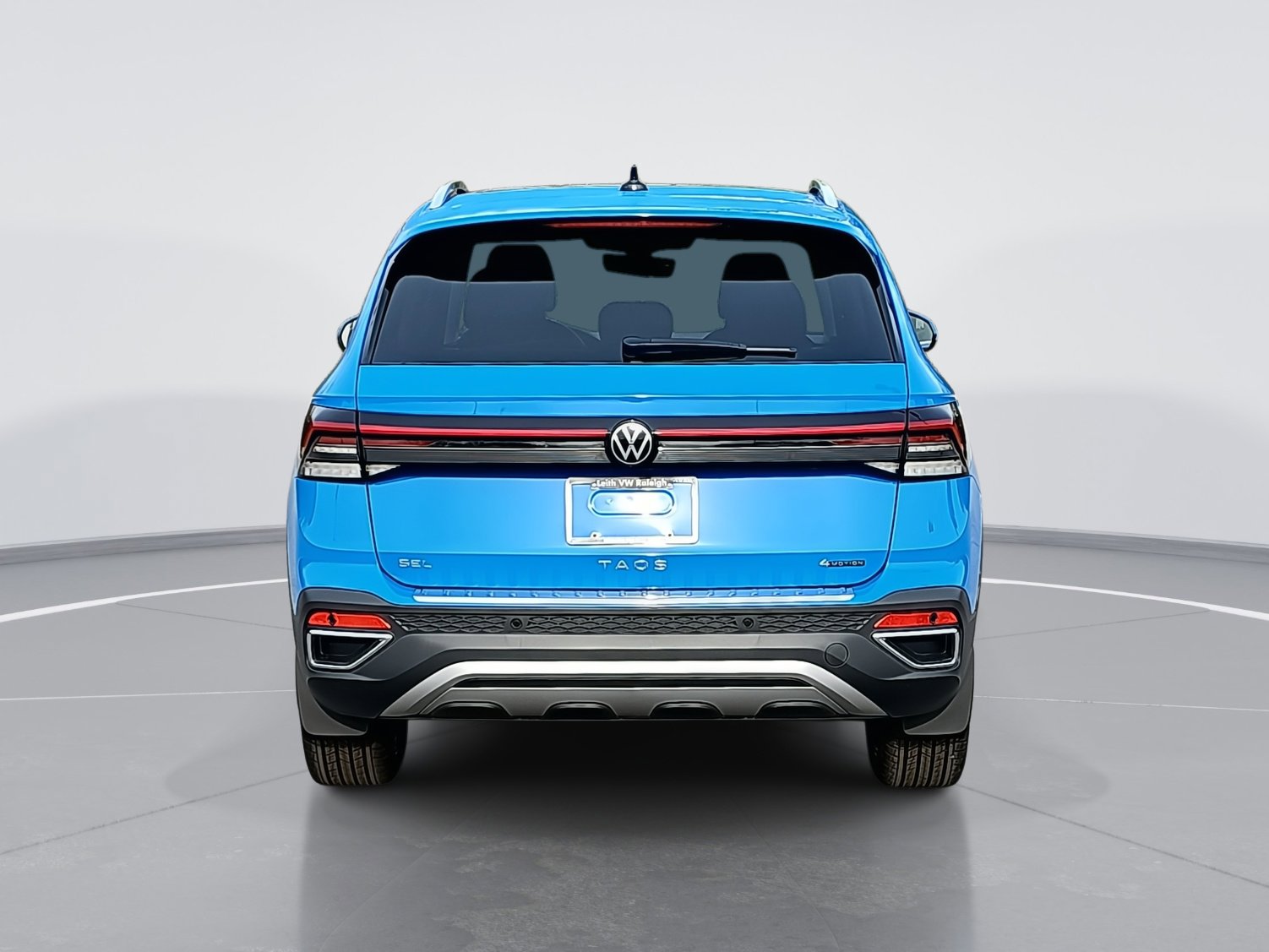 2025 Volkswagen Taos SEL photo 4