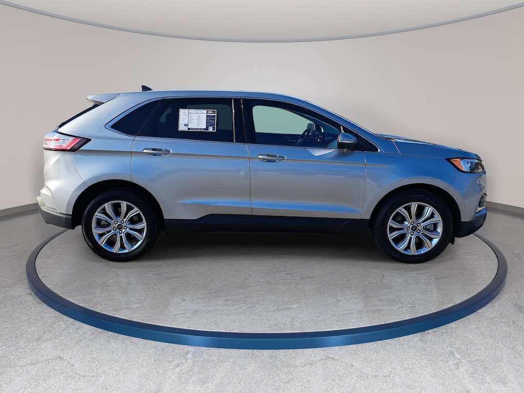 Used 2024 Ford Edge Titanium SUV