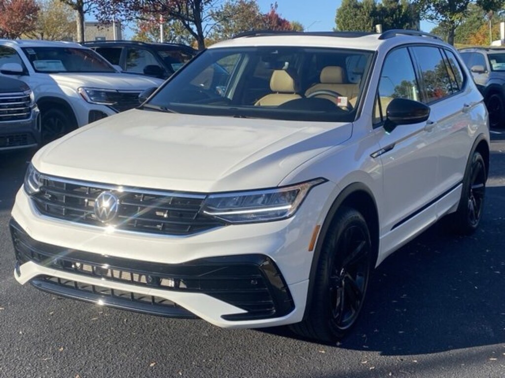 Used 2024 Volkswagen Tiguan 2.0T SE R-Line Black SUV