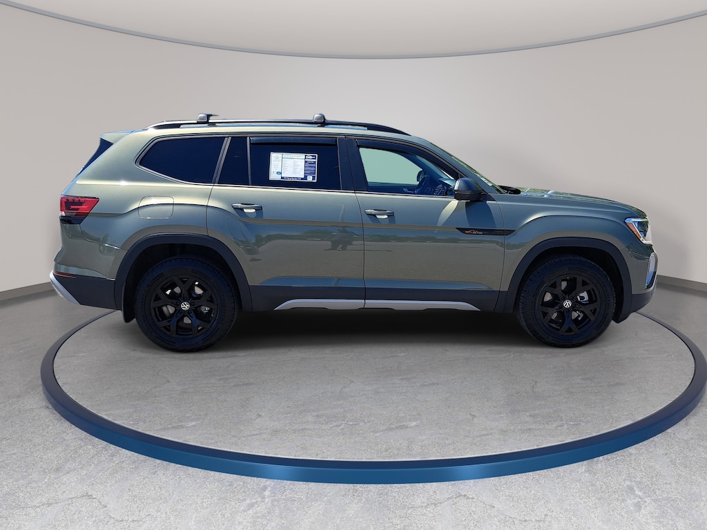 Used 2024 Volkswagen Atlas 2.0T Peak Edition SEL SUV