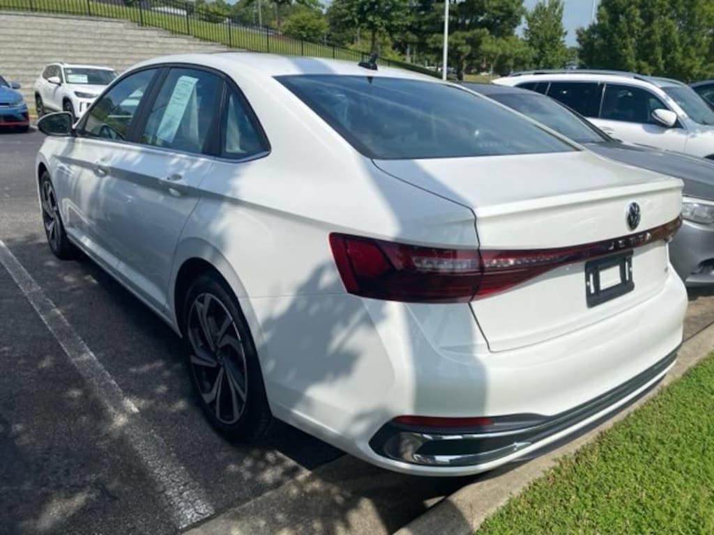 Certified 2026 Volkswagen Jetta 1.5T SEL Sedan